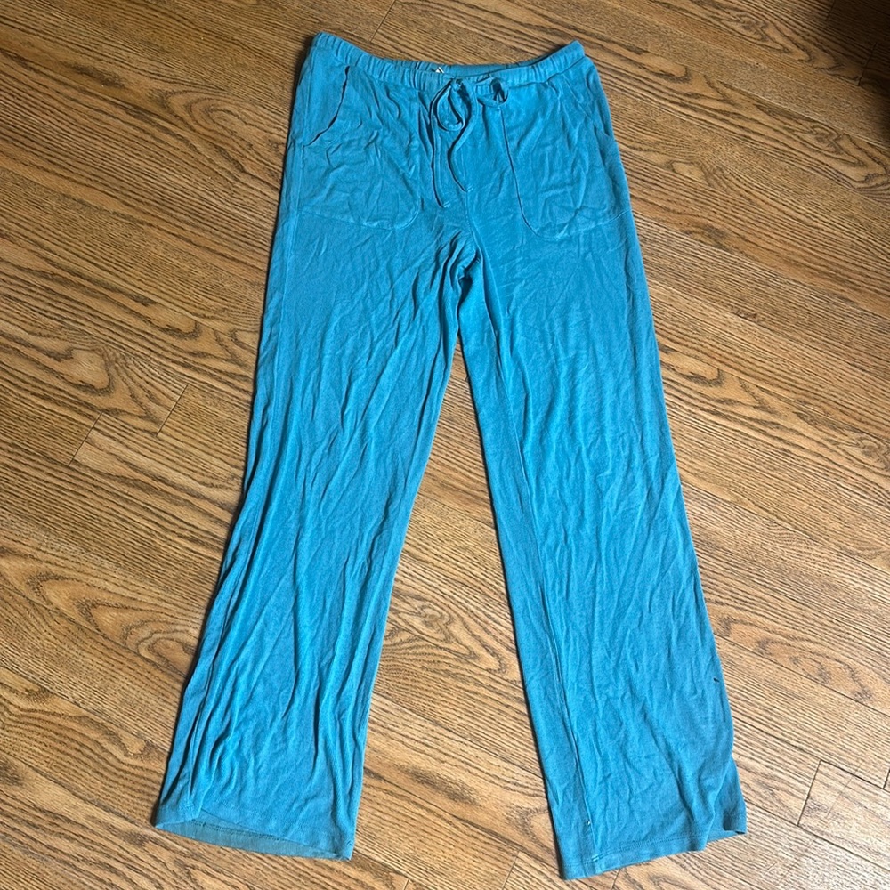 NIA open leg sweats- so soft